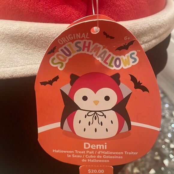 NWT Squishmallows Demi the Vampire Owl Halloween Treat candy soft plush Pail - Picture 4 of 12